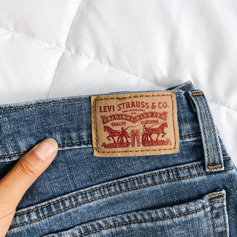 Authentic Levi’s shorts
